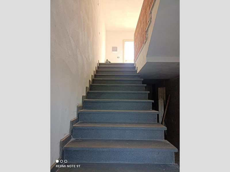 Quadrilocale in Vendita a Casciana Terme Lari, zona Quattro Strade, 200'000€, 65 m², con Box