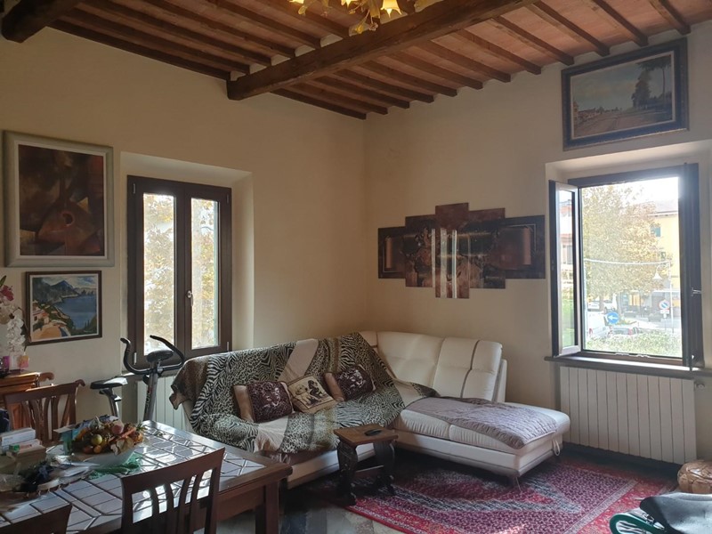 Villa bifamiliare in Vendita a Rosignano Marittimo, zona Vada, 265'000€, 100 m²