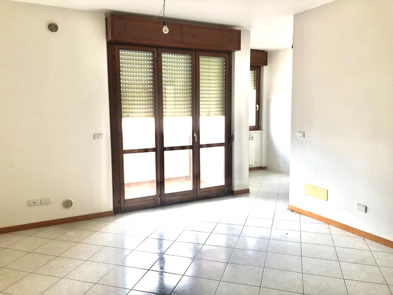 Appartamento in Vendita a Siena, zona Isola D'arbia, 249'000€, 116 m², con Box