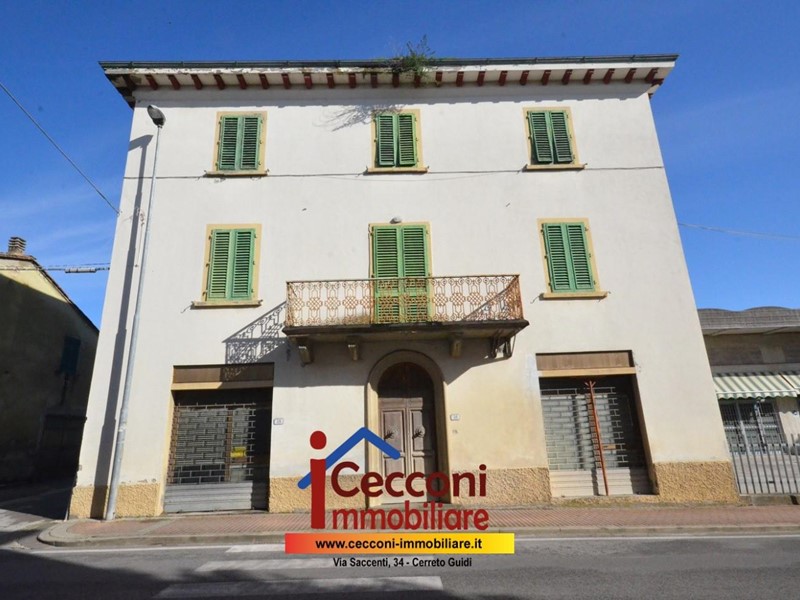 Casa Indipendente in Vendita a Cerreto Guidi, zona Lazzeretto, 290'000€, 700 m², con Box