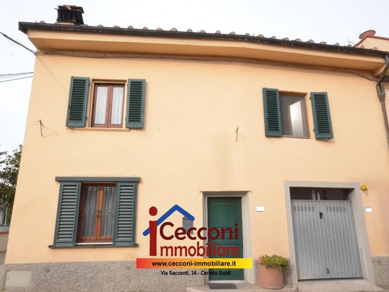 Casa Indipendente in Vendita a Empoli, 260'000€, 120 m², con Box