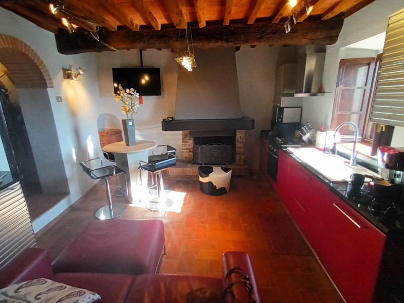 Casa Indipendente in Vendita a Pescaglia, zona Monsagrati, 180'000€, 90 m², arredato