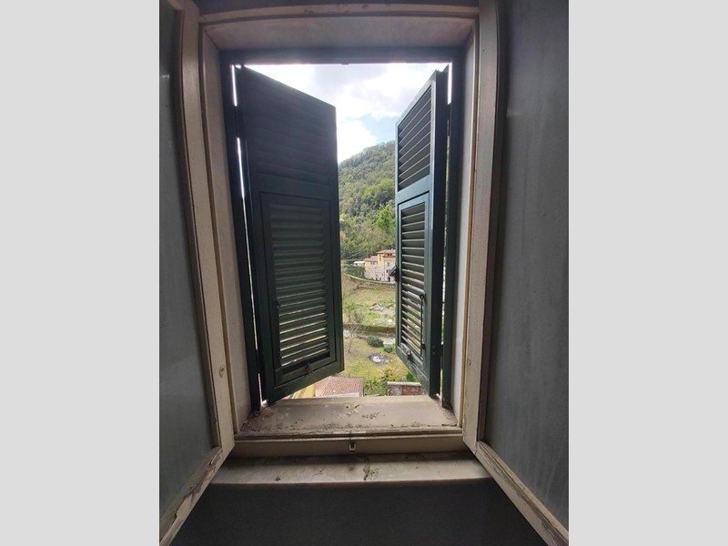 Casa Indipendente in Vendita a Carrara, zona Torano, 55'000€, 90 m²