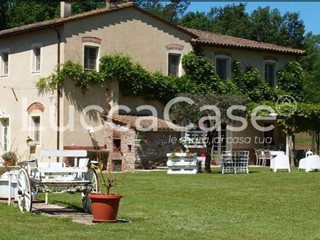 Casale in Vendita a Lucca, zona San Macario In Piano, 1'550'000€, 260 m², arredato
