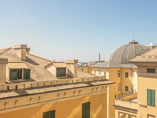 Appartamento in Vendita a Genova, 99'000€, 80 m²