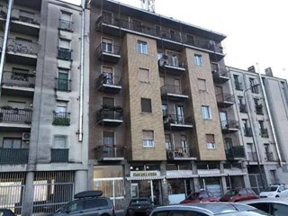 Quadrilocale in Vendita a Milano, zona Ponte Lambro, 100'200€, 80 m²