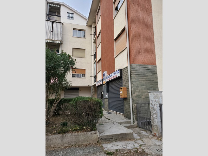 Trilocale in Vendita a Beinasco, zona centro, 56'000€, 57 m²
