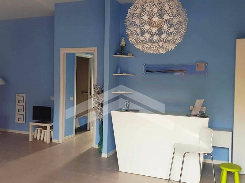 Immobile commerciale in Affitto a Campobasso, zona Semicentro, 900€, 70 m²