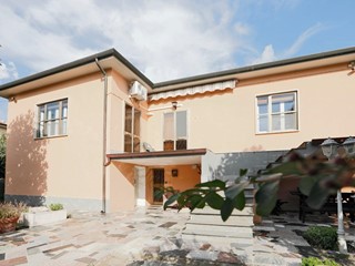 Casa Indipendente in Vendita a Collesalvetti, 399'000&euro;, 170 m²
