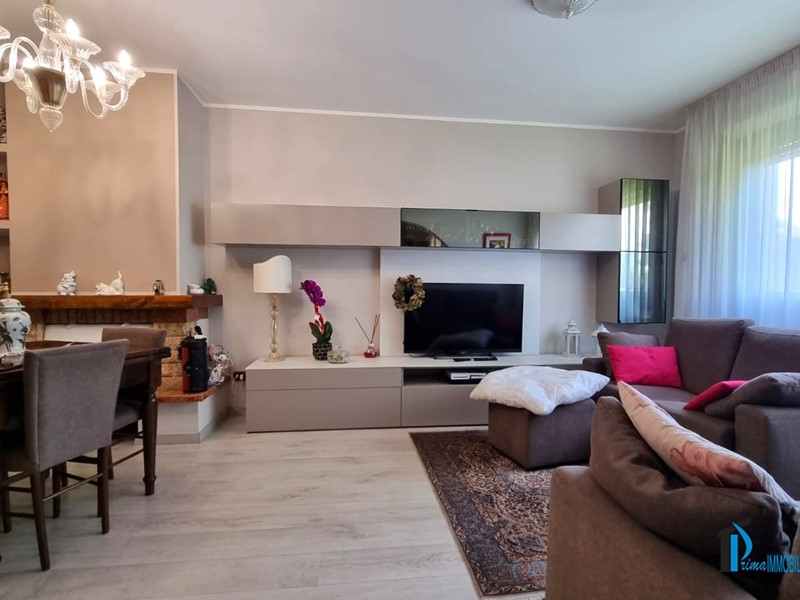 Quadrilocale in Vendita a Terni, 125'000€, 118 m²