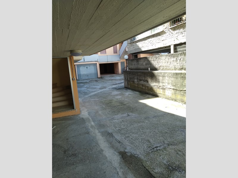 Box in Affitto a San Benedetto del Tronto, zona Porto d'Ascoli , 190€, 25 m²