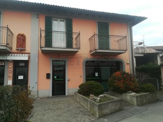 Immobile commerciale in Affitto a Campagnola Cremasca, 550€, 80 m²