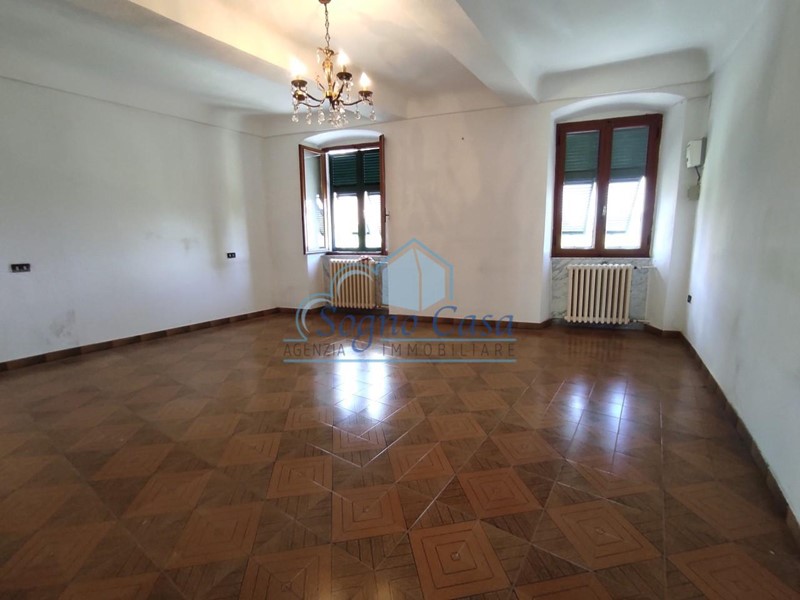 Trilocale in Vendita a Arcola, 85'000€, 62 m²