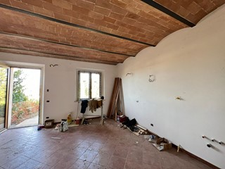 Casa Indipendente in Vendita a Siena, zona Salteano, 220'000€, 87 m²