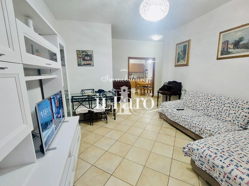 Appartamento in Vendita a Viareggio, 435'000€, 100 m², arredato