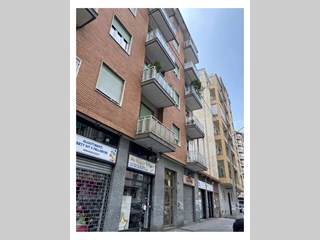 Quadrilocale in Vendita a Torino, zona Santa Rita, 69'000€, 80 m²