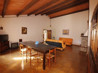 Appartamento in Vendita a Casole d'Elsa, zona Monteguidi, 110'000€, 100 m², arredato, con Box