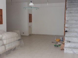 Immobile commerciale in Vendita a Massa, 160'000&euro;, 58 m²