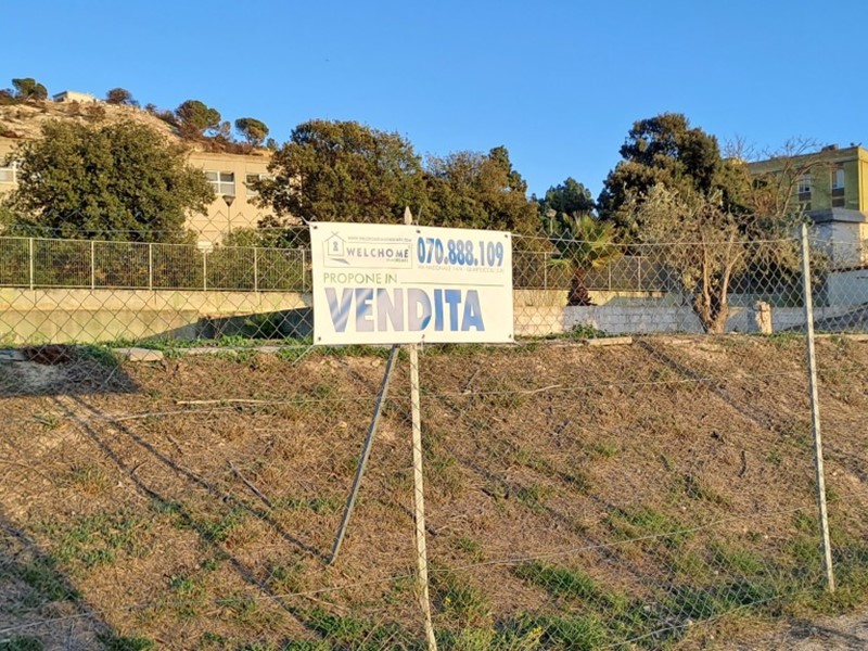 Terreno edificabile in Vendita a Cagliari, zona Is Mirrionis, 295'000€, 2988 m²