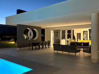 Casa Indipendente in Vendita a Castellammare del Golfo, 570'000€, 142 m²