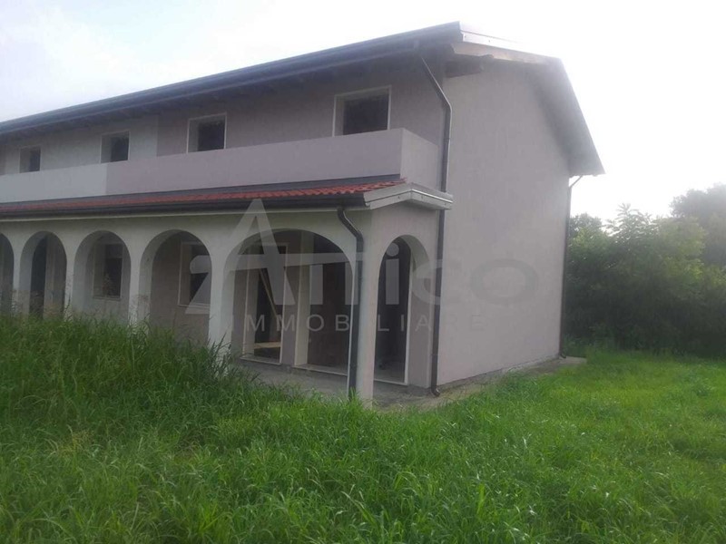 Casa Semi Indipendente in Vendita a San Bellino, 45'000&euro;, 150 m², con Box