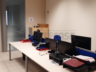 Ufficio in Vendita a Vicenza, 275'000€, 200 m²