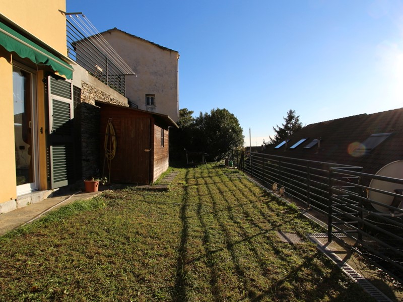 Trilocale in Vendita a Avegno, 238'000€, 100 m², arredato, con Box