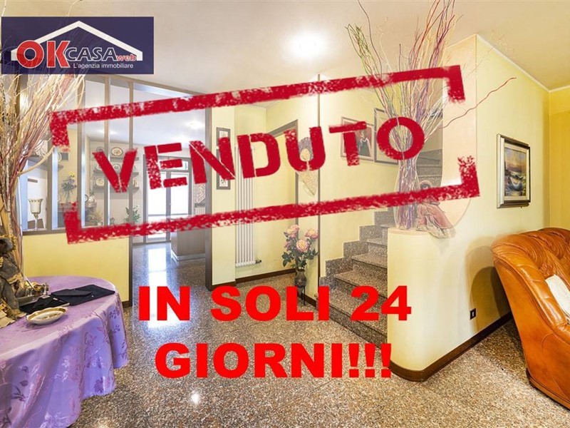 Appartamento in Vendita a Verona, 295'000€, 204 m²