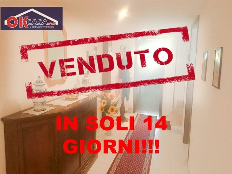 Appartamento in Vendita a Verona, 155'000€, 148 m²