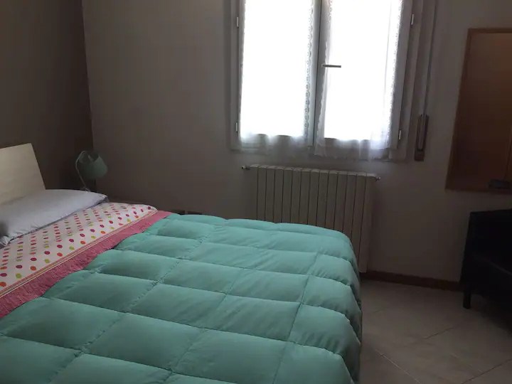 Stanza in Affitto a Bologna, zona centro, 350€, 16 m², arredato