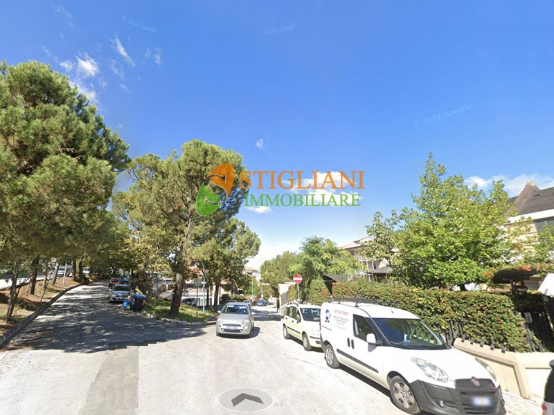 Quadrilocale in Vendita a Campobasso, zona Via Neri, 145'000€, 72 m²