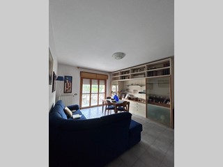 Appartamento in Vendita a Aulla, 115'000€, 95 m², arredato, con Box