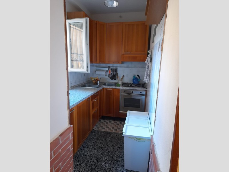 Casa Indipendente in Vendita a Montignoso, 130'000€, 90 m²