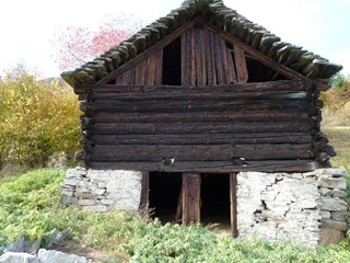 Casale in Vendita a Trasquera, 88'000€, 150 m²