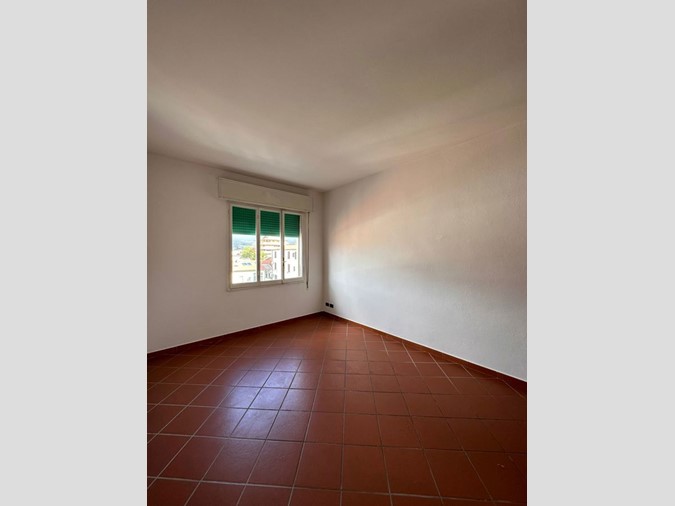 Appartamento in Vendita a Pistoia, 135'000€, 90 m²