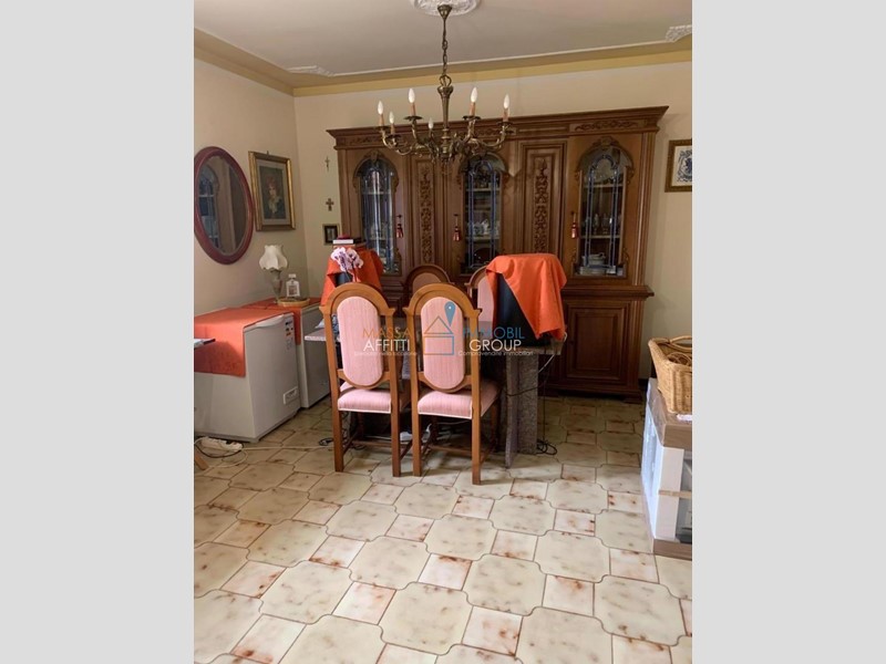 Appartamento in Vendita a Massa, 240'000€, 123 m²