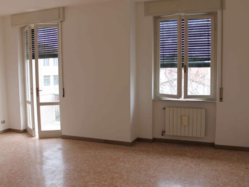 Appartamento in Vendita a Pisa, 230'000€, 120 m², con Box