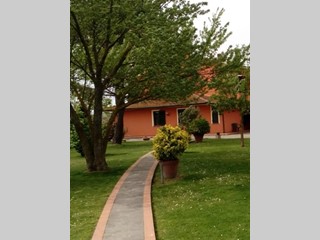 Villa bifamiliare in Vendita a Castelfranco di Sotto, 350'000€, 200 m²