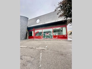 Immobile commerciale in Vendita a Montebello Vicentino, 580 m²