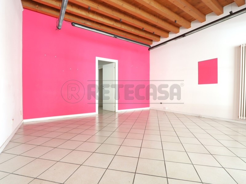 Immobile commerciale in Vendita a Vicenza, 79'000€, 65 m²