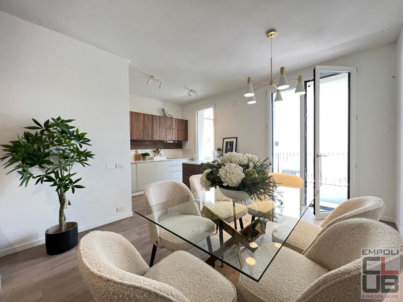Quadrilocale in Vendita a Empoli, 400'000€, 95 m², arredato, con Box