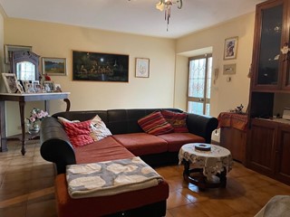 Quadrilocale in Vendita a Lucca, zona Ponte a Moriano, 78'000&euro;, 80 m², arredato