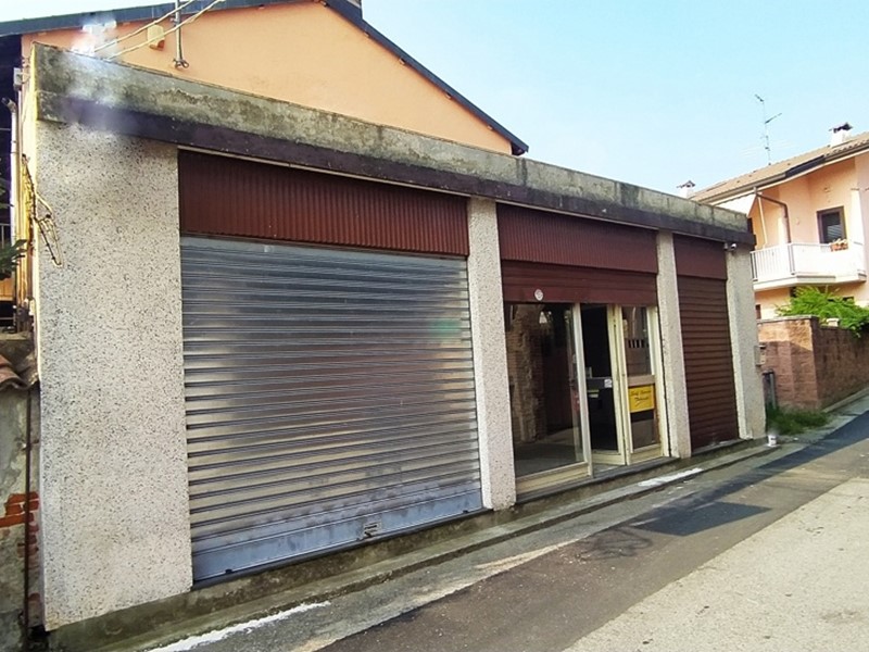 Negozio in Vendita a Villareggia, 15'000€, 60 m²