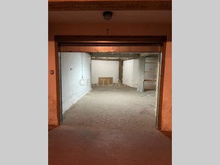 Box in Vendita a Sant'Agata li Battiati, 35'000€, 60 m², arredato, con Box