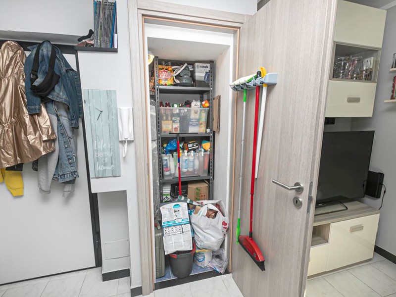 Appartamento in Vendita a Campomorone, 95'000€, 89 m²