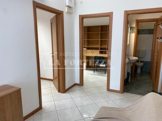 Ufficio in Vendita a Pisa, zona Ospedaletto, 125'000€, 50 m²