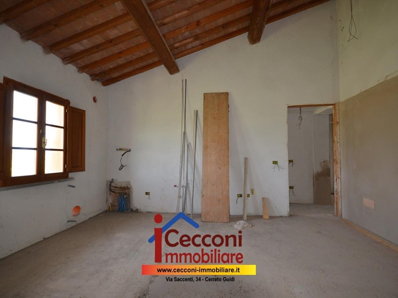 Appartamento in Vendita a Cerreto Guidi, zona Stabbia, 230'000€, 160 m²