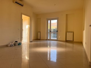 Immobile commerciale in Vendita a Lucca, zona San Concordio Contrada, 110'000€, 46 m²