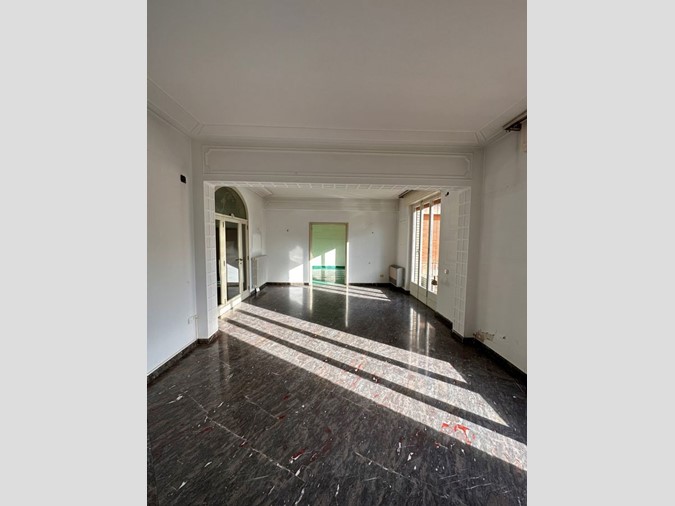 Appartamento in Vendita a Pistoia, 255'000€, 175 m²