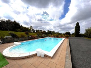 Casa Indipendente in Vendita a Campagnano di Roma, 620'000€, 380 m²